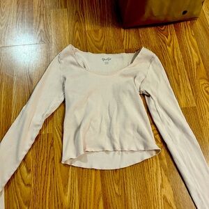 Women’s light pink long sleeve